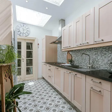 Apartment Huswell - Spacious With Terrace, Pets Are Welcome Ostend
