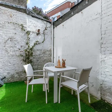 Huswell - Spacious With Terrace, Pets Are Welcome Daire *